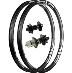 ENVE M735 Carbon MTB Rims With Pro 4 Hubs